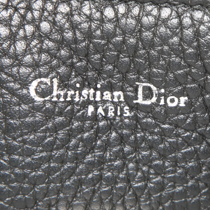 Dior Diorever handbag in black grained leather - Detail D4