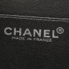 Bolsito de mano Chanel Choco bar en cuero acolchado negro - Detail D3 thumbnail