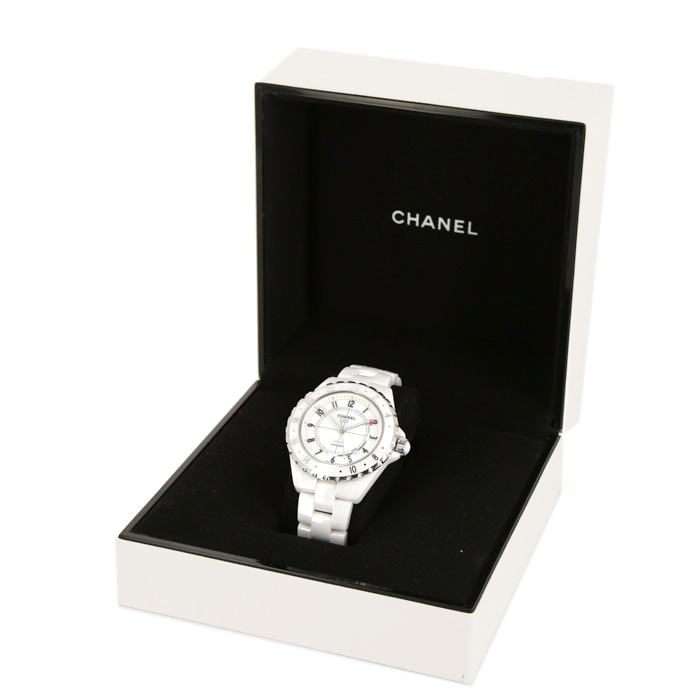Chanel J12 watch in white ceramic Circa  2010