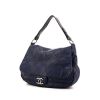 Chanel On The Road handbag in blue quilted grained leather - 00pp thumbnail