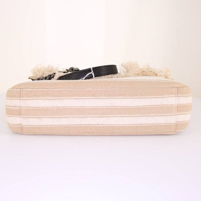 Bolso bandolera Saint Laurent College modelo grande en tela bordada bicolor beige y blanca y cuero negro - Detail D5