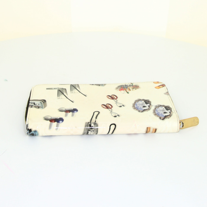 Louis Vuitton Zippy wallet in cream color monogram canvas - Detail D4