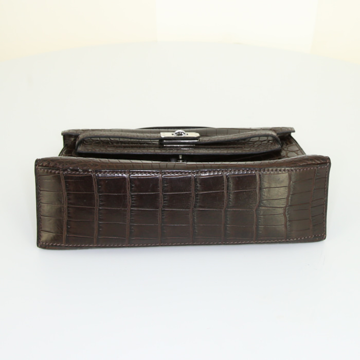 Pochette Hermès Kelly - Clutch en crocodile niloticus marron - Detail D4