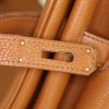 Hermes Birkin 40 cm handbag in gold togo leather - Detail D4 thumbnail