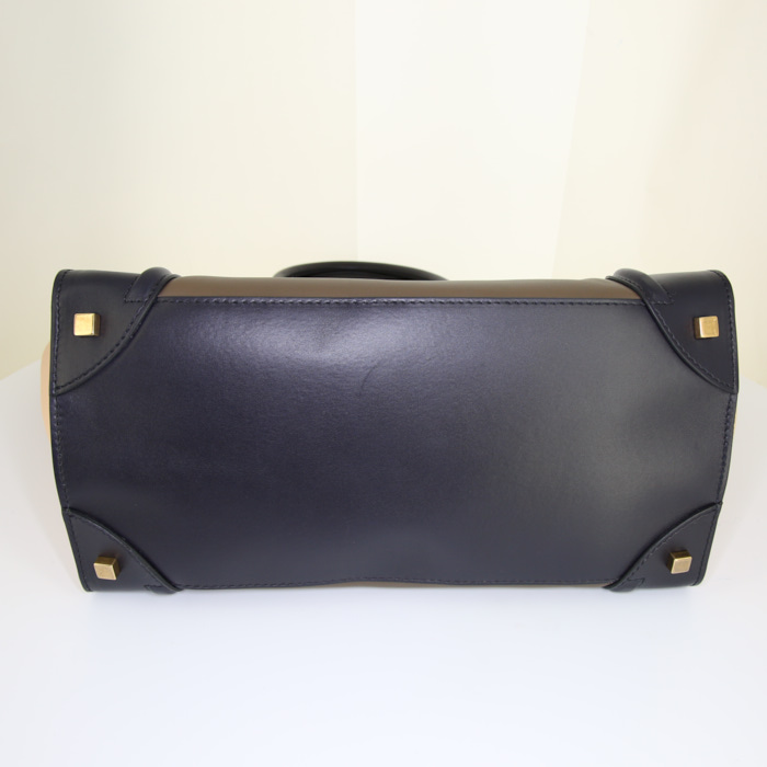 Celine Luggage large model handbag in khaki, black and nude tricolor leather - Detail D4