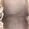 Bolso bandolera Hermes Evelyne modelo mediano en cuero togo marrón etoupe - Detail D2 thumbnail