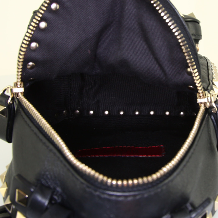 Sac à dos Valentino Rockstud en cuir noir - Detail D2