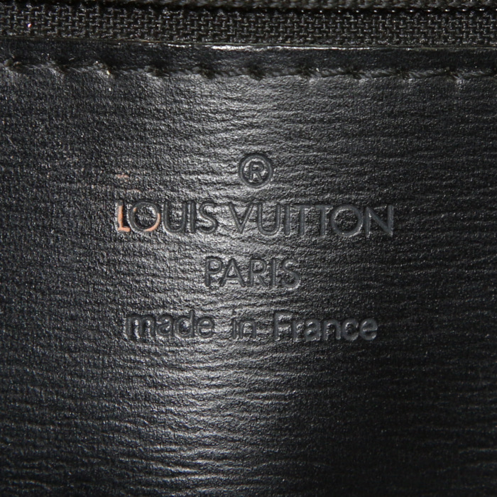 Louis Vuitton Arche shoulder bag in black epi leather - Detail D3
