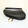 Bolso de mano Dior Saddle en cuero negro - Detail D4 thumbnail