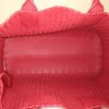 Sac cabas Bottega Veneta en cuir intrecciato rouge - Detail D2 thumbnail
