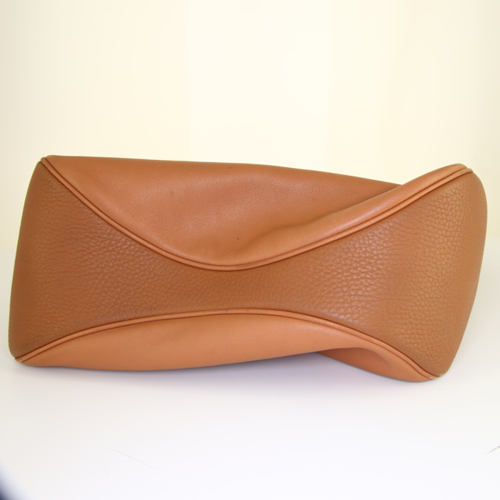 HERMES ヴィンテージ　正規品 Lot - VINTAGE HERMES LINEN AND LEATHER SHOULDER BAG WITH FLAP
