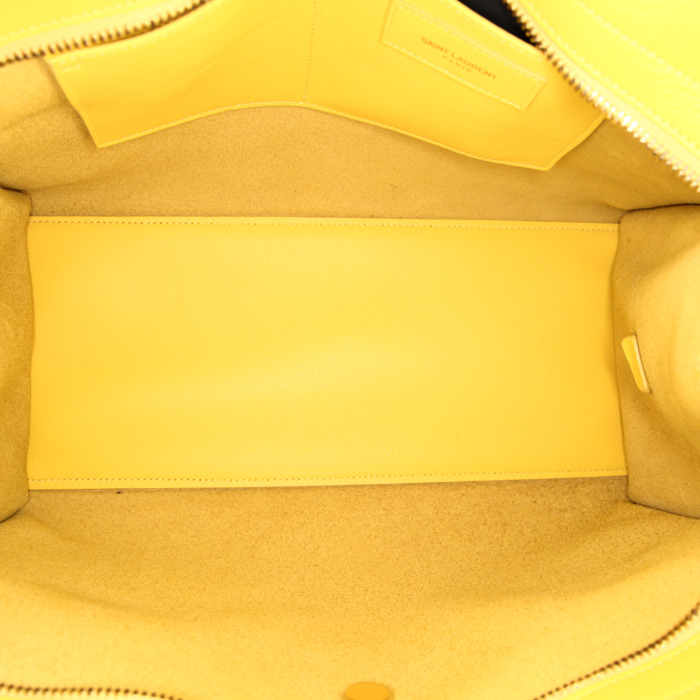 Sac à main Yves Saint Laurent Chyc moyen modèle en cuir jaune - Detail D3