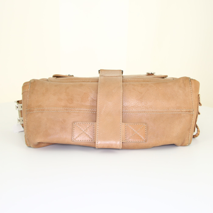 Borsa da spalla o a mano Dior Flight in pelle beige - Detail D4
