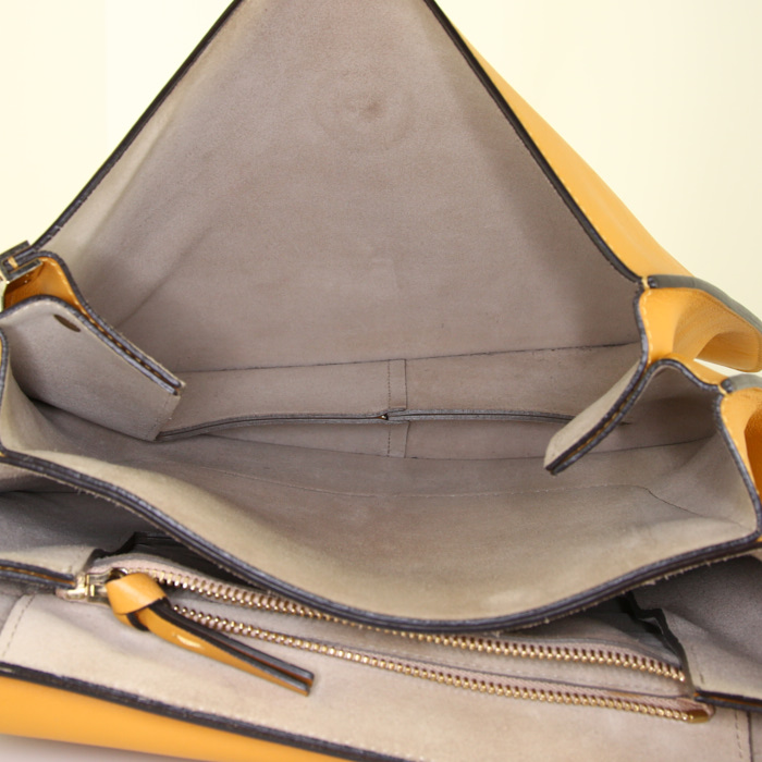 Chloé Faye medium model shoulder bag in yellow mustard leather and brown suede - Detail D2