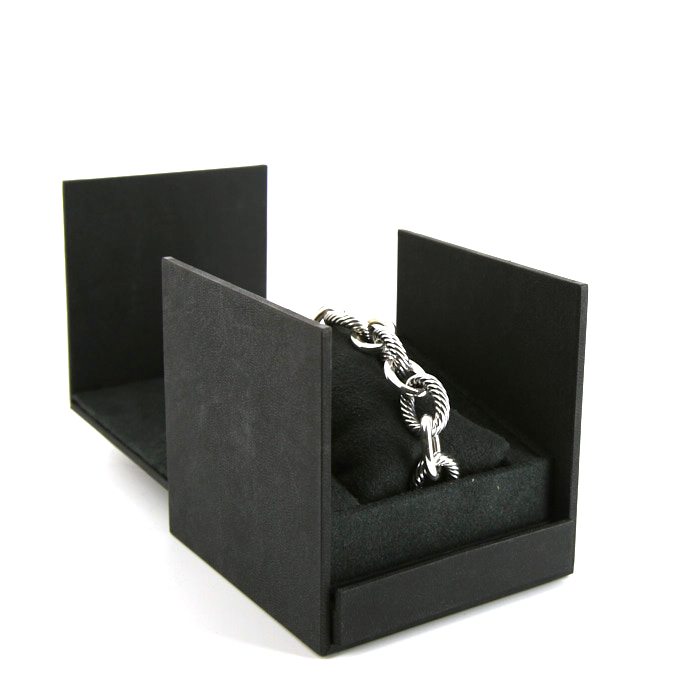 Flexible David Yurman Madison bracelet in silver