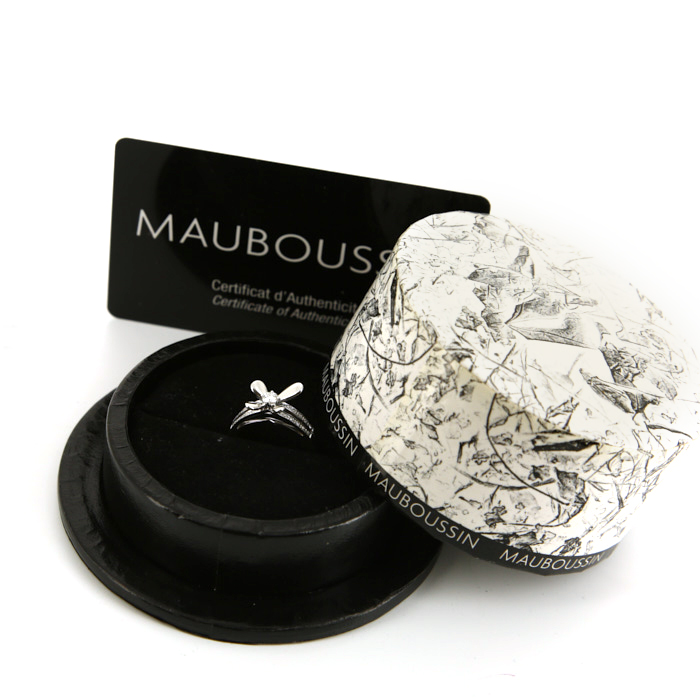 Mauboussin Moi Aimer Toi ring in white gold and diamonds - Detail D2