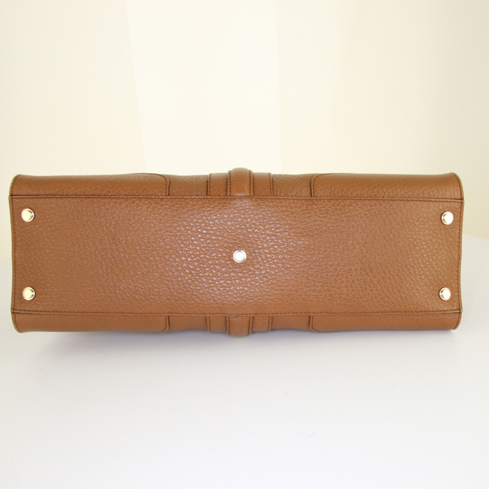 Gucci Junco bag worn on the shoulder or carried in the hand in brown grained leather - Detail D4