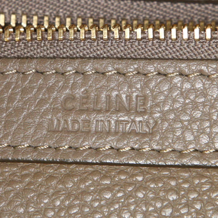 Bolso Cabás Celine Cabas Phantom en cuero granulado color topo - Detail D3