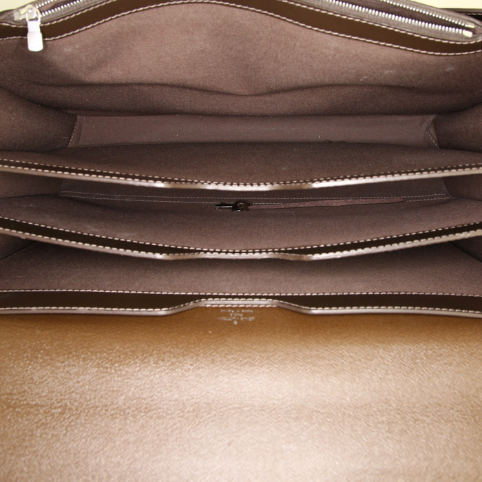 Louis Vuitton Robusto briefcase in brown taiga leather - Detail D2