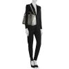 Sac porté épaule ou main Givenchy Antigona en cuir gris - Detail D2 thumbnail