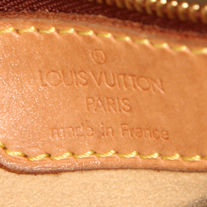 Bolso de mano Louis Vuitton Looping modelo grande en lona Monogram marrón y cuero natural - Detail D3