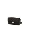 Pochette-ceinture Chanel en cuir grainé matelassé noir - 00pp thumbnail