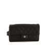 Pochette-ceinture Chanel en cuir grainé matelassé noir - 360 thumbnail