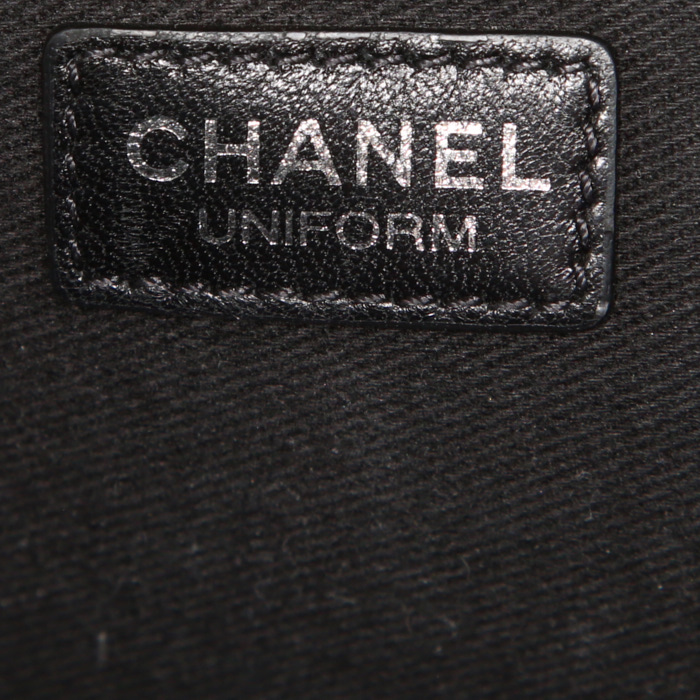 Pochette-cintura Chanel in pelle martellata e trapuntata nera - Detail D3