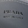 Sac Prada en cuir saffiano mauve - Detail D4 thumbnail