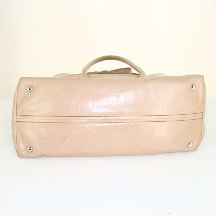 Miu Miu handbag in pink leather - Detail D5