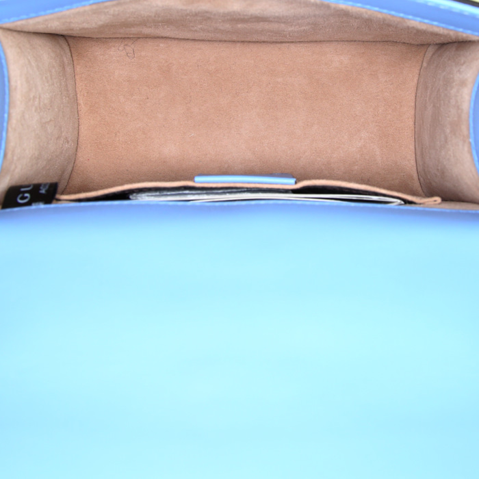 Sac bandoulière Gucci Sylvie en cuir bleu - Detail D3