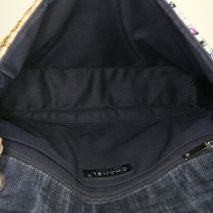 Bolso bandolera Chanel Timeless en lona y cuero multicolor - Detail D3