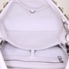 Louis Vuitton Capucines medium model handbag in white leather - Detail D4 thumbnail