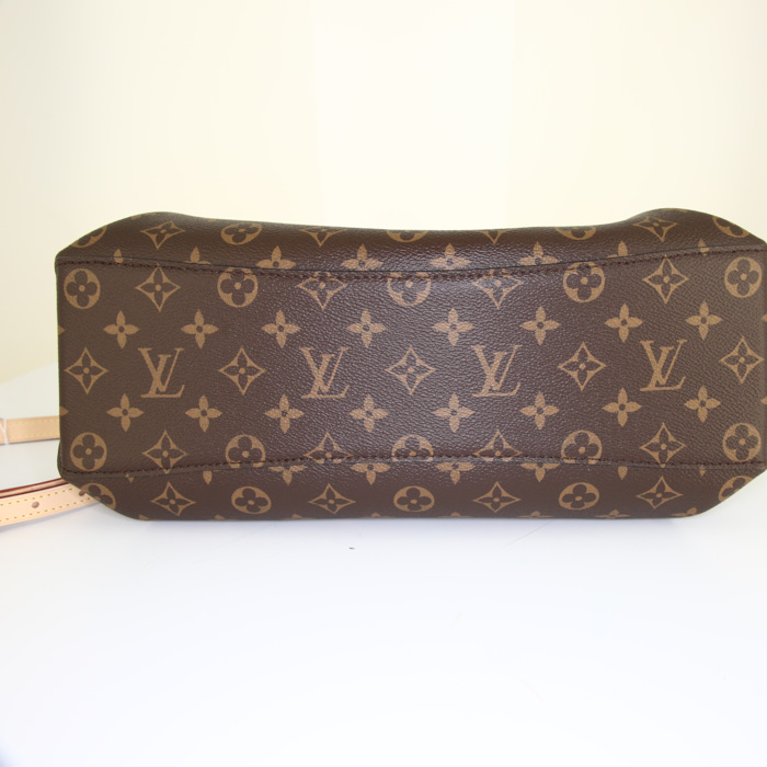 Sac bandoulière Louis Vuitton Rivoli en toile monogram enduite marron et cuir naturel - Detail D5