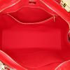 Bolso de mano Louis Vuitton Brea en charol Monogram rojo - Detail D3 thumbnail