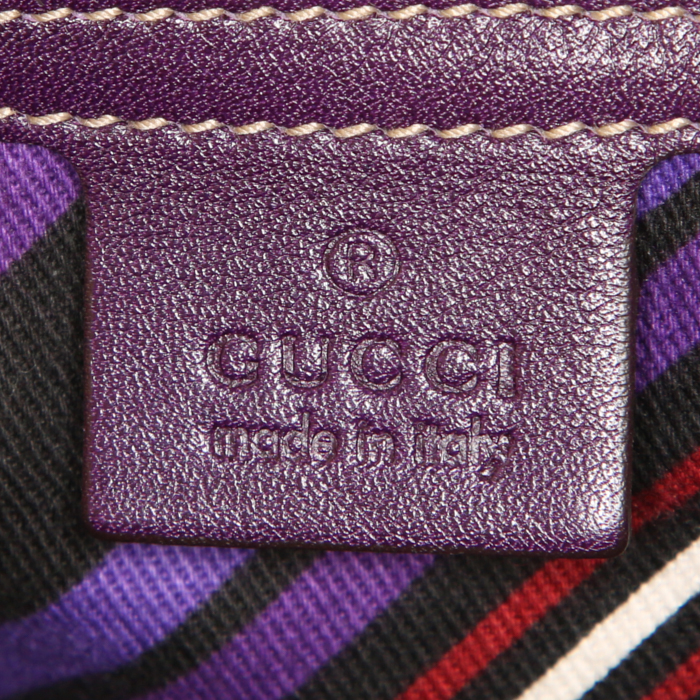 Sac porté épaule ou main Gucci Britt en cuir violet - Detail D3