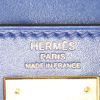 Borsa Hermes Kelly 28 cm in pelle Tadelakt blu elettrico - Detail D4 thumbnail