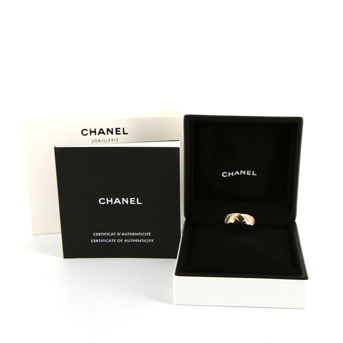 Chanel Coco small model ring in pink gold - Detail D2