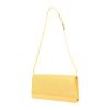 Pochette Louis Vuitton Honfleur en cuir épi jaune - 00pp thumbnail