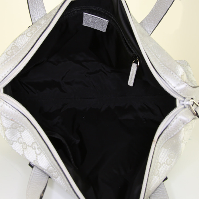 Gucci handbag in silver logo canvas and silver leather - Detail D2