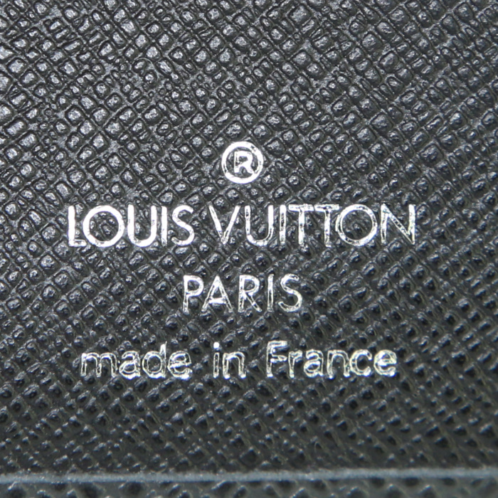 Portefeuille Louis Vuitton Slender en cuir taiga noir - Detail D3