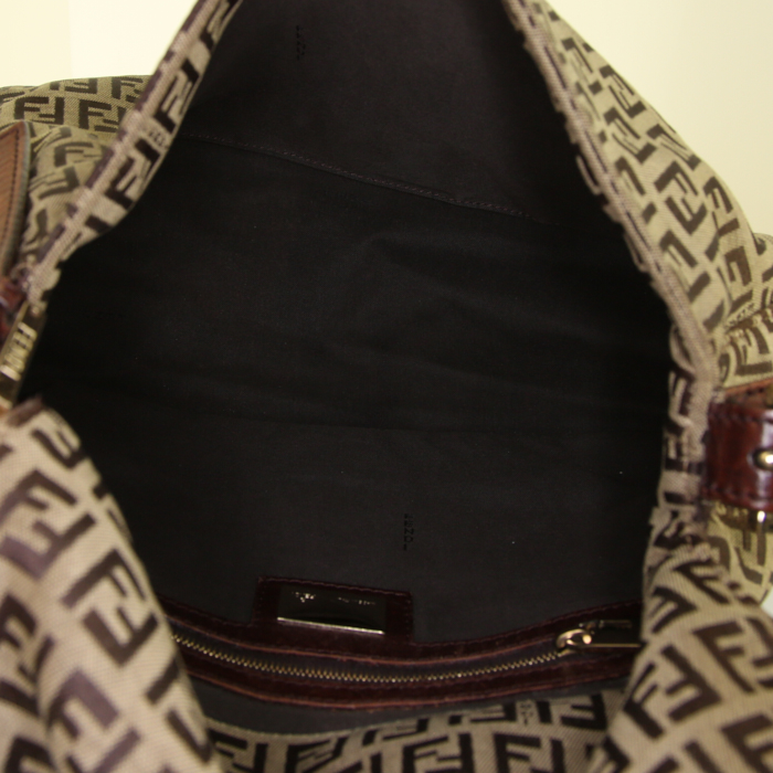 Fendi Big Mama bag worn on the shoulder or carried in the hand in beige monogram canvas and brown leather - Detail D2