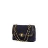 Bolso de mano Chanel en lona acolchada azul y cuero negro - 00pp thumbnail