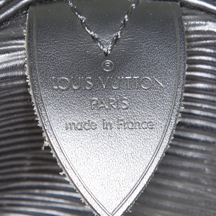 Louis Vuitton Keepall 45 travel bag in black epi leather - Detail D3