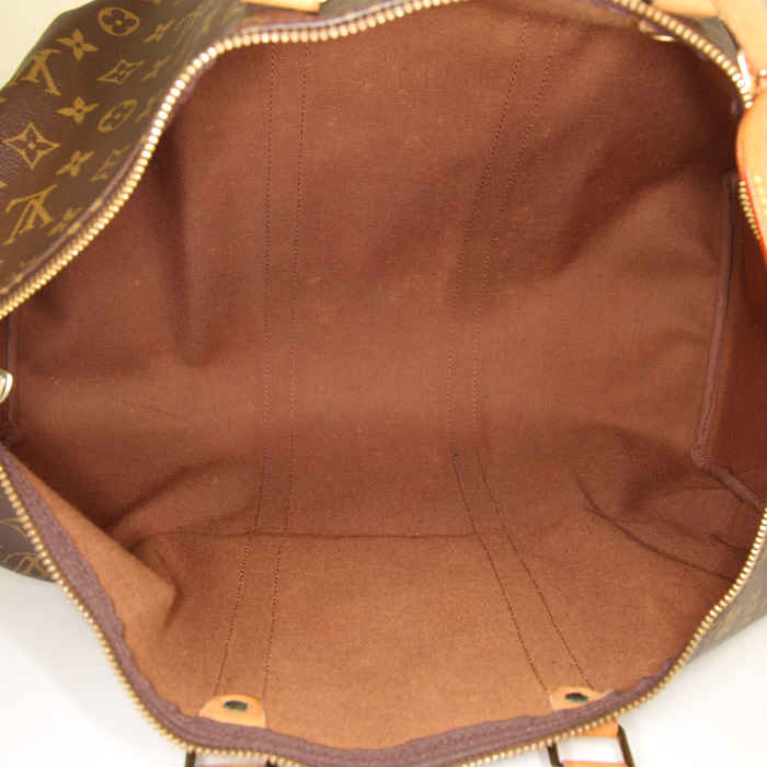 Sac de voyage Louis Vuitton Keepall 50 cm en toile monogram marron et cuir naturel - Detail D2