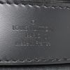 Porte-documents Louis Vuitton en cuir épi noir - Detail D4 thumbnail