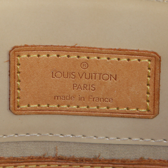 Louis Vuitton Reade small model handbag in bicolor monogram patent leather and natural leather - Detail D3