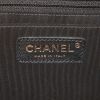 Bolso de mano Chanel Timeless talla XL en cuero acolchado negro - Detail D4 thumbnail
