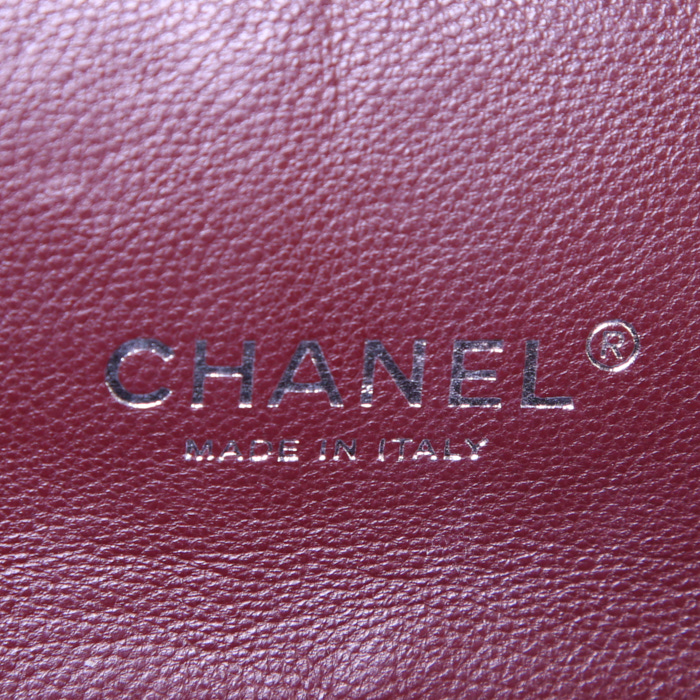 Borsa a tracolla Chanel Timeless Maxi Jumbo in pelle trapuntata nera - Detail D4
