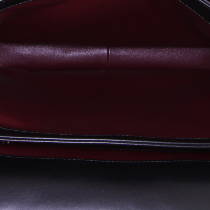 Chanel Trendy CC handbag in black smooth leather - Detail D3